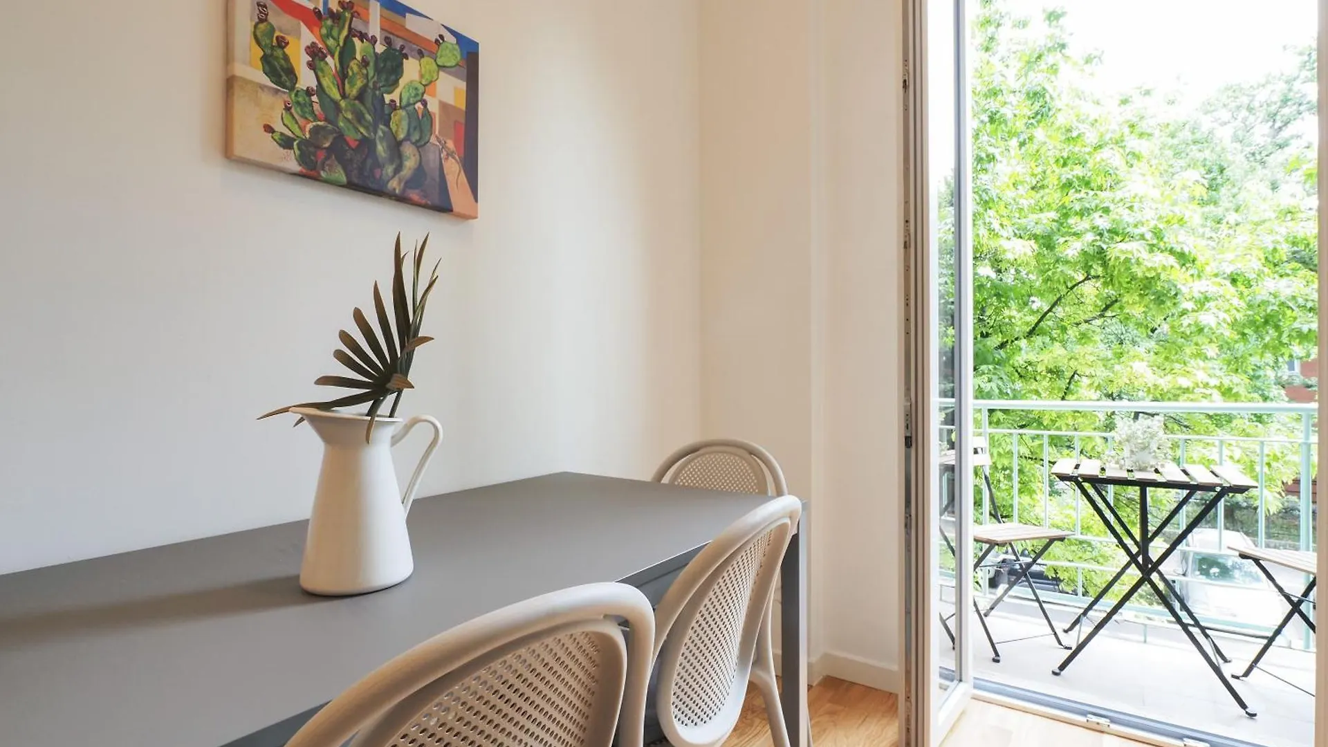Apartamento Primopiano - Albani Milán 0*,
