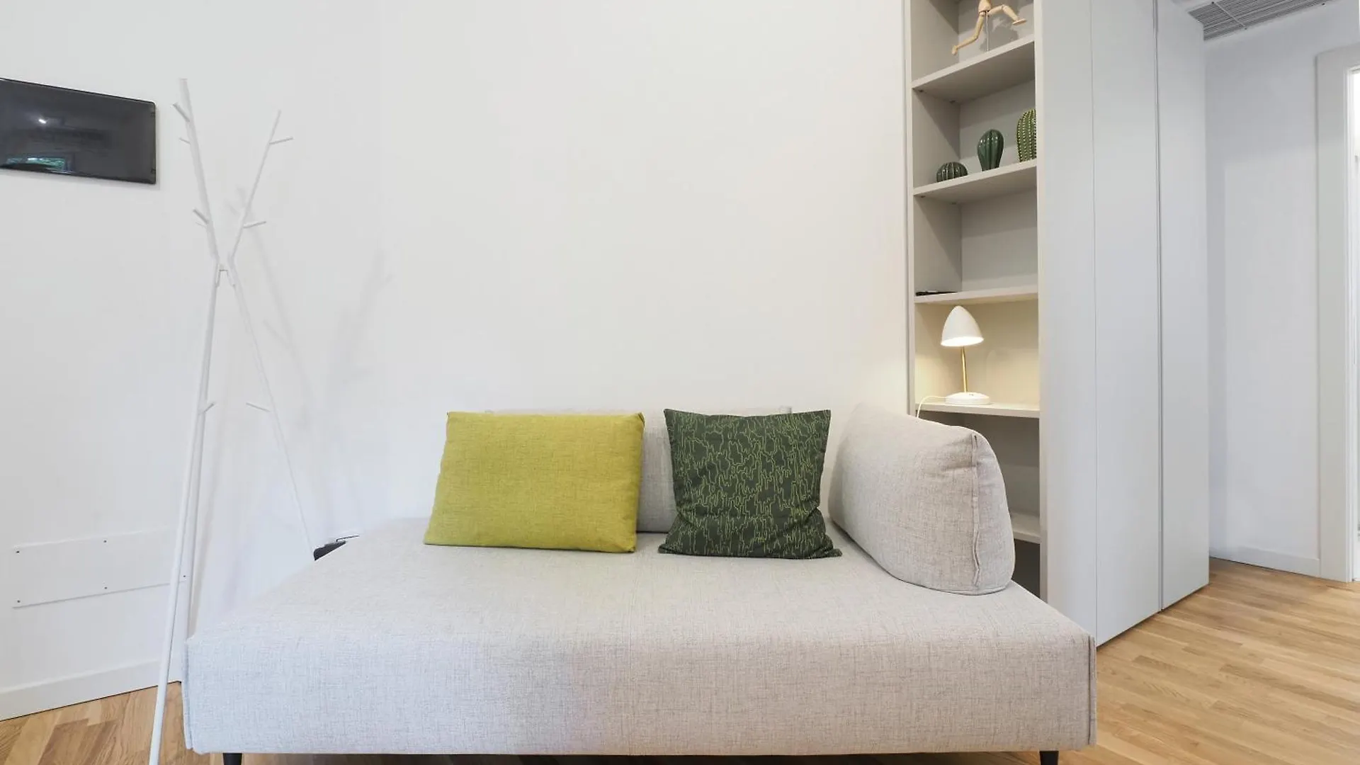 Apartamento Primopiano - Albani Milán Italia